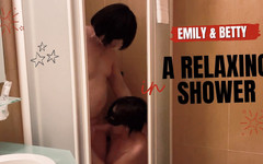 Emily Rossi: Relaxační sprcha