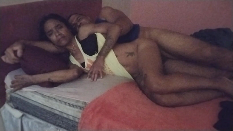 LeoOgro: I Entered Spanking Entirely in My Stepdaughter's Room and Had 100%...