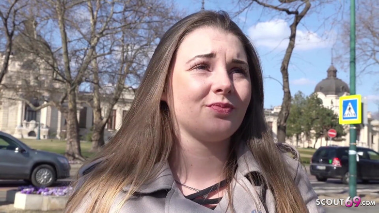 German Scout: NIEMIECKA SKAUT - 18-letnia młoda krzywe duże cycki dziewczyna Lucie pickup i...