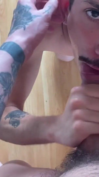 Rough Raw Fuck with Argentinian Twink