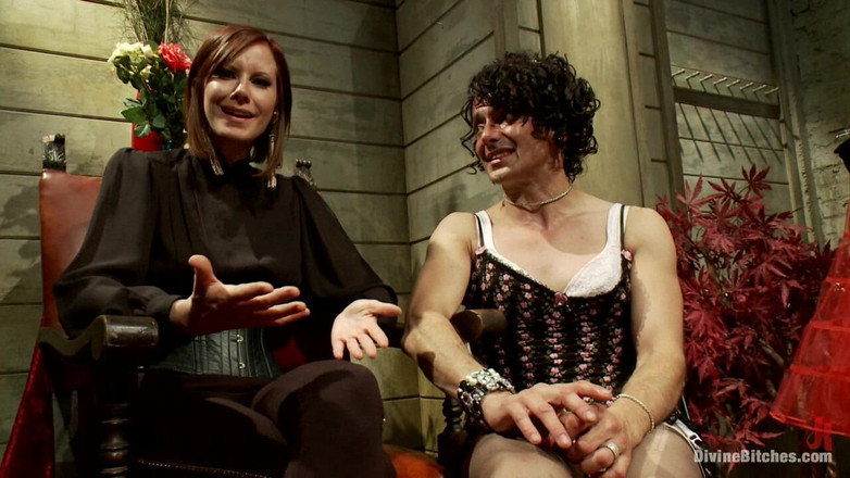 Divine Bitches by Kink: 에로 굴욕