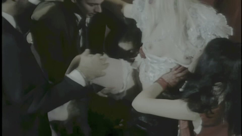 pornitaliangraffiti: Cicciolina dan Ron Jeremy menikmati pesta seks kuno