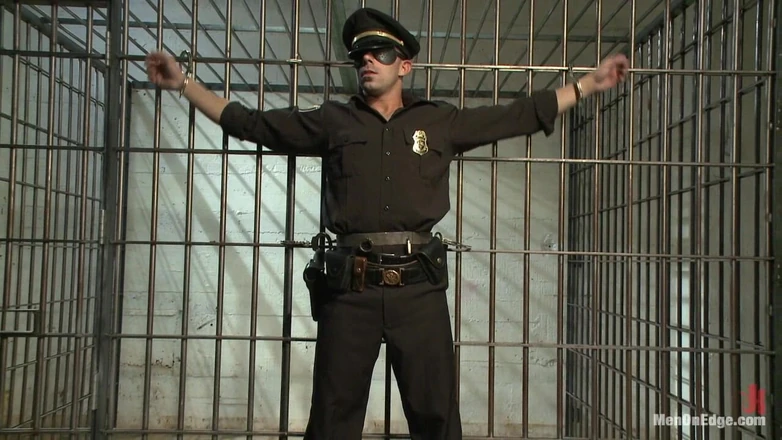 Men on Edge: Een hetero agent scherpe randen