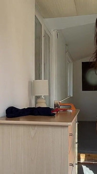 Quente milf é enganada por seu faz-tudo e acaba sendo fodida com força
