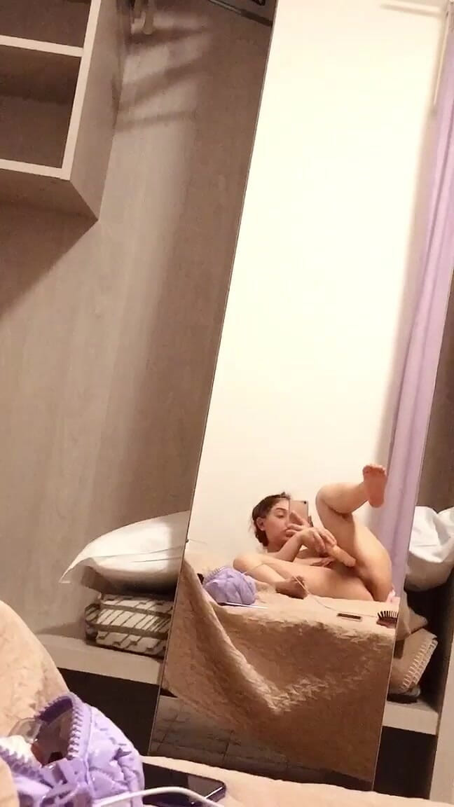 Dolls Cult: Мел и я в нашем гостиничном номере