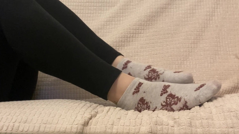 Niki studio: Chupa mis calcetines mientras te ignoraba