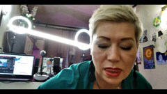 AimeeParadise: Můj prst je v jejím konečníku, můj čůrák je v jejím...