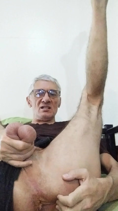 Big uncut hard cock: ハンサムな男もっと甘い尻の穴ピンキー