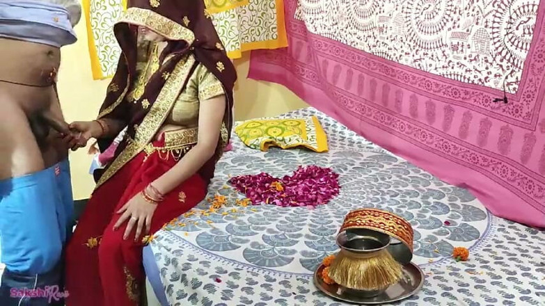 sakshi_raniii: Karvachauth Par Utha Uthake Chudayi Kari, Upwas Lund Ke Pani...