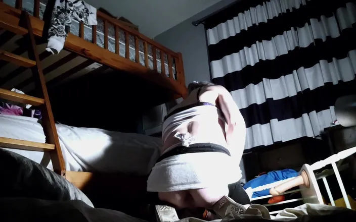 Filomena: Sexyfilomena Plays with Herself Alone at Night