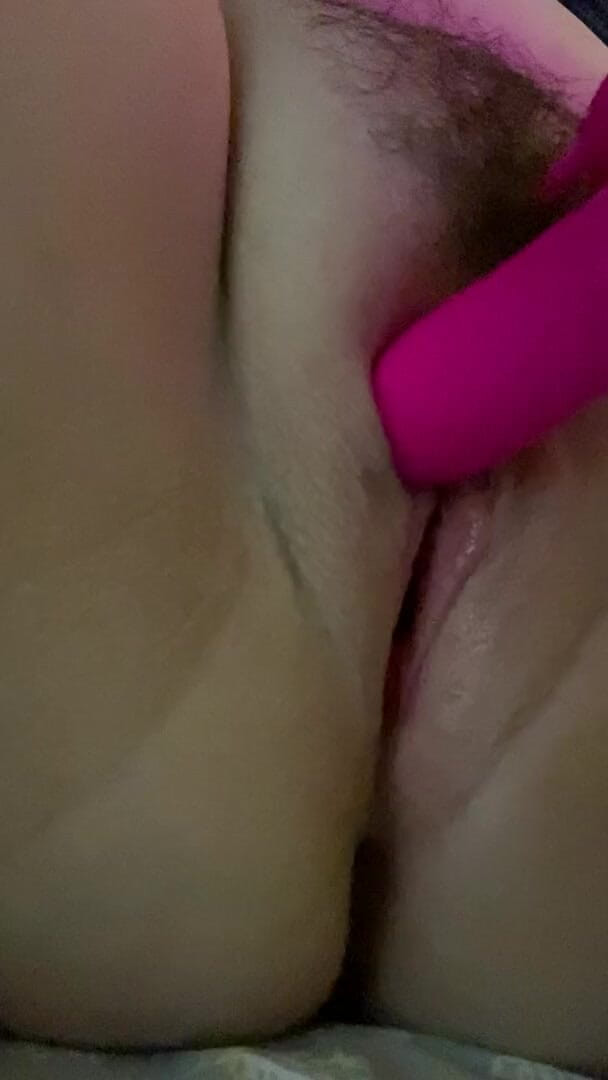 Hotwife0333: Fodendo minha buceta com vibrador