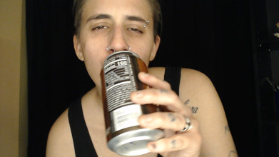 Rootbeer chug und belch