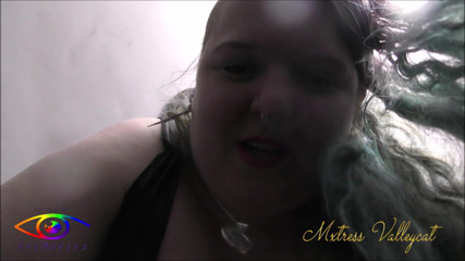 Mxtress Valleycat: The spit slave