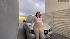 Your fantasy studio: Super hlasité prdy v autě ve velmi těsných legínách