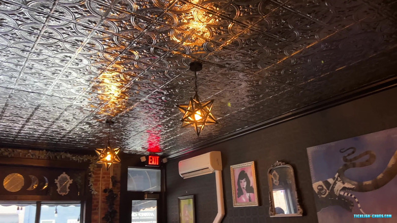 Ticklish Chubs: Lechtání dresu: medvěd Brad