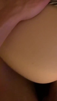 Curvă de 18 ani cu oral adânc în gât, spermă, fată slabă care picură pe față