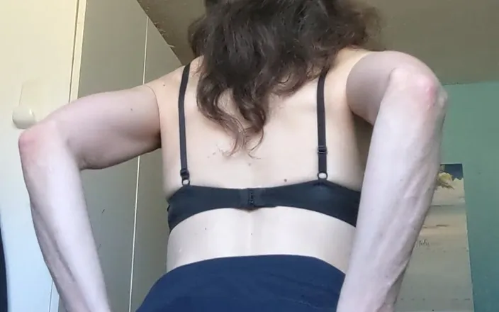 SexyRach75: Different Positions with Dildo and Fun Masterbation.