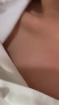 Lag Rahi Hai Yaarrr!! Red sukně studentka sex video s velkým penisem, indická desi přítelkyně velká prsa Bhabhi