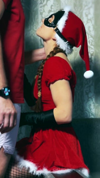 Holiday Heel Fetish: Santa Girl’s Wild Ride & Boot Cumshot