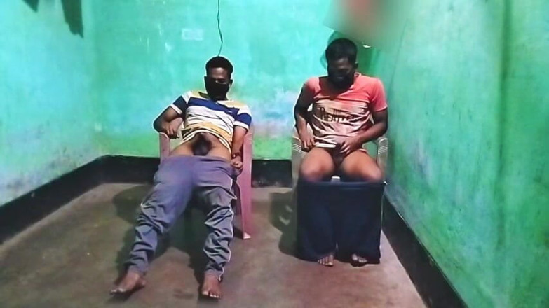 Desi Tits: Seksuele spanning tussen vrienden (homo-realiteitsverhaal)