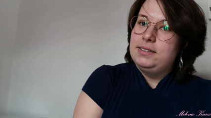 Melonie Kares: Pertemuan buta bertetek besar Bernie