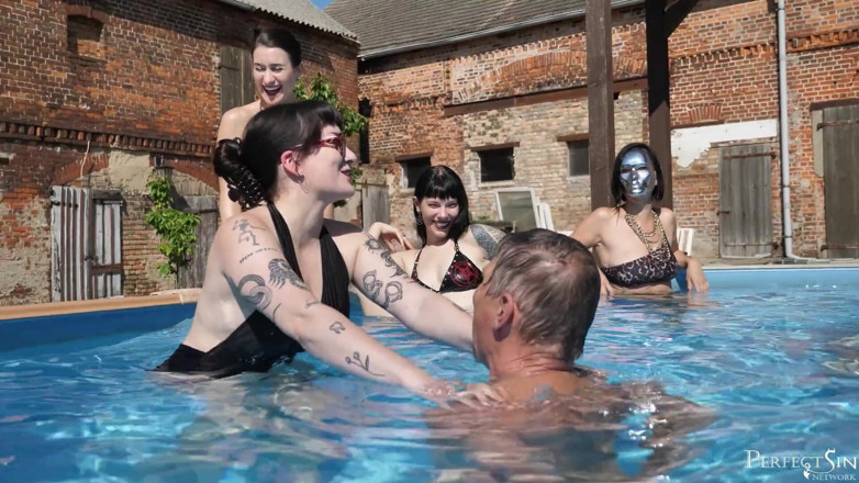 Perfect Sin Network: Pool Party