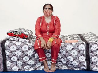Raju Indian porn: Desi Hot Woman with Natural Tits Riding on Dildo