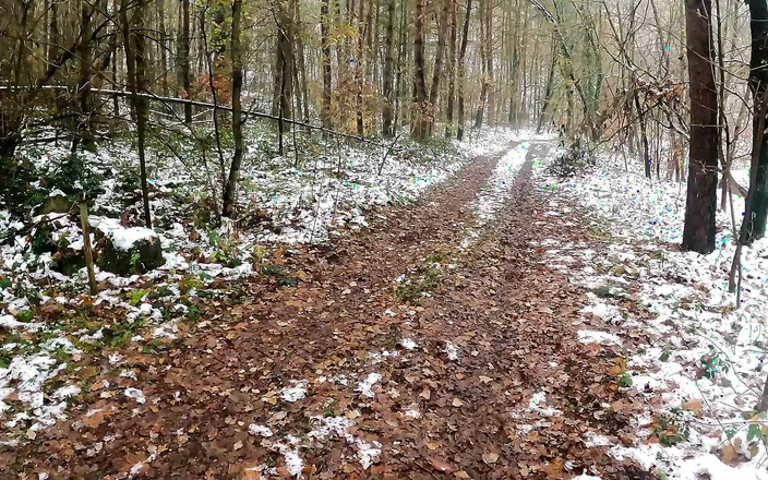 Bouncy Tits Action: Smashing Her Tits While Hiking in the Snow