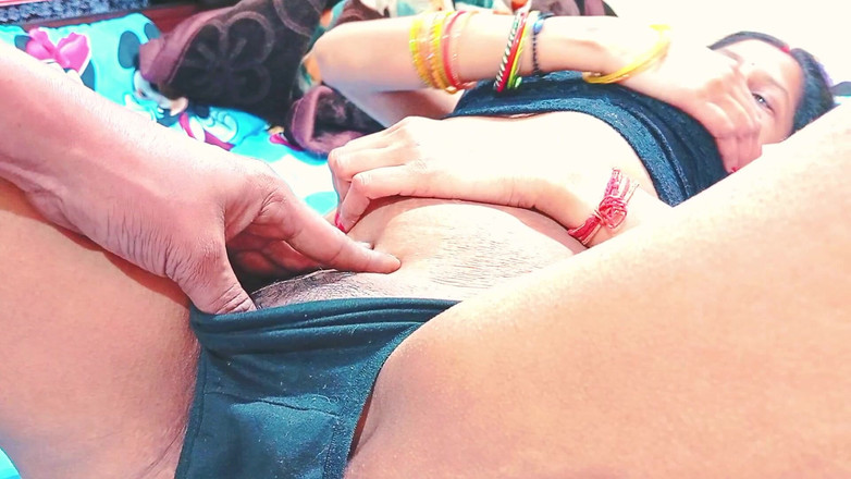 BadAim6: 인도 아시안 인도 여친 남친 포르노 스타 Tejashwini와 Akash 하드코어 Kising, 자지로 핥고 따먹기