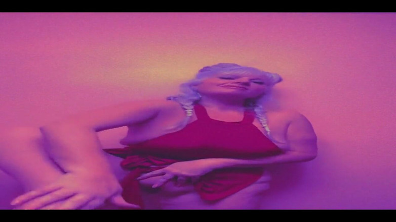 PaintedRose: Revveded .. Wozu? für Deine rote Rakete. Natürlich