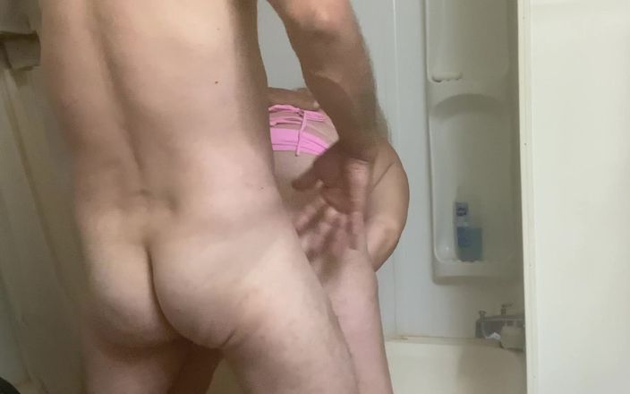 Sallylittle75: Nungging dan entot pantat