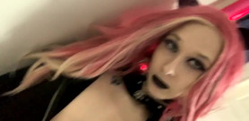 EmoDream1998: Looking Hot Just to Play 8