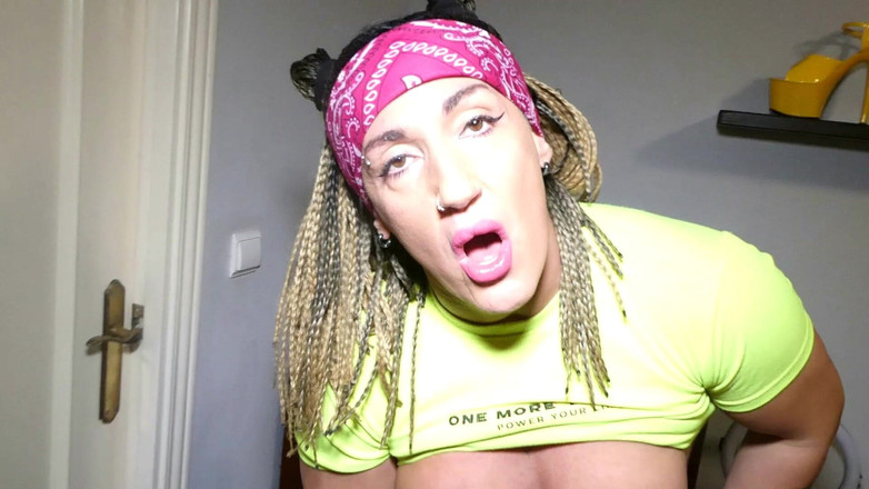 Danaxmuscles: Chci, abys mě divoce ošukal