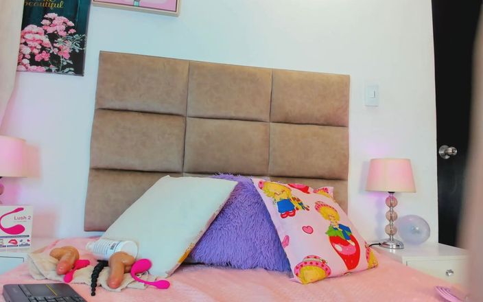 Mss Chloee: Sesi live gadis remaja latina