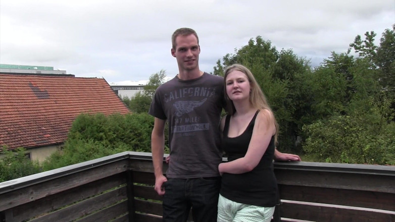Casting66: Julia gummi-blankziehen!