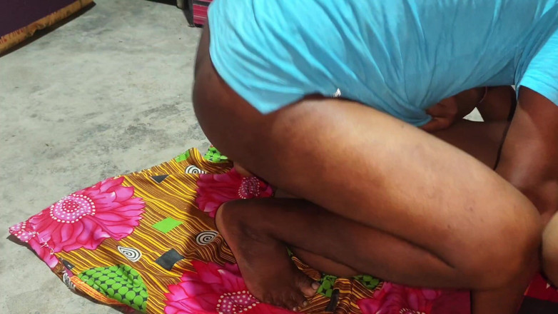 Dogrupali69: Bhabhi gợi cảm chơi kiểu chó
