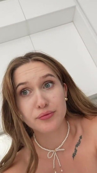 Porno-vlog-öğrenci-kız yine porno stydio'ya geldi!