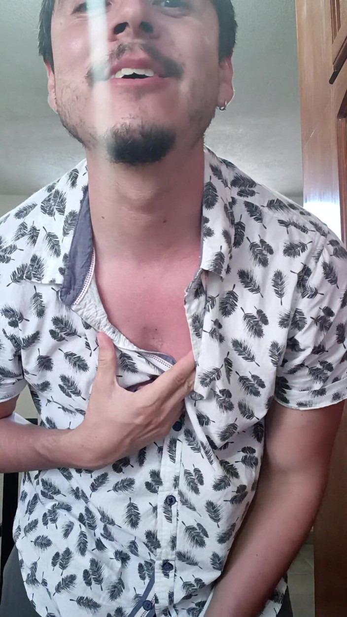 TabascoJake: Handsome Naked Man Showing off Sun Hot Body