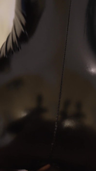 Meine lieblingsposition ist doggystyle, und das hören von schlägen mit dem sound von Latex macht mich noch mehr an