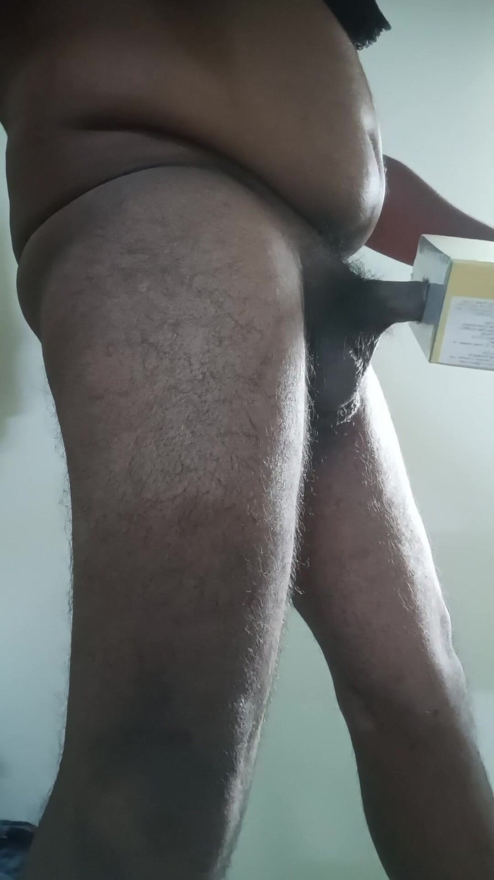 SouthDesiRaja: Abbayi si cewek india selatan lagi asik muasin dirinya sendiri...