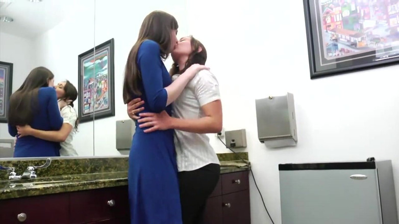 Lesbian Illusion: Luật sư đồng tính nữ (phim đầy đủ)