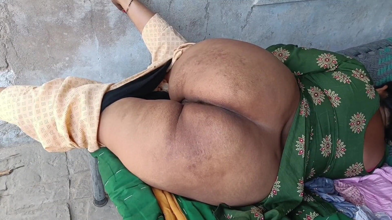 Yourgeeta8899: Pooja si cewek cantik lagi asik ngentot gaya seks anal...