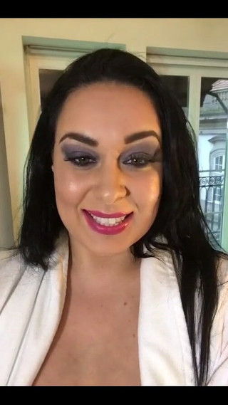 Anastasia Lux: 这里是拍摄前我Instagram上的直播故事视频