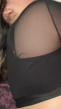 Profitant du fait que j’étais fatigué pour baiser sa chatte et satisfaire mon désir