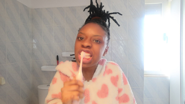 Rudie Kae: Brosse-moi les dents