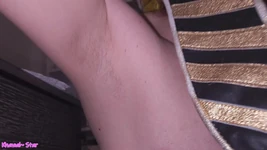 Weißer Anubis-priester, wunderschöner arsch N nylons, pump-party-tattoos gepierct