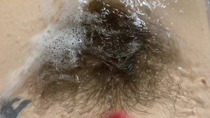 Cuteblonde666: Hairy bush underwater