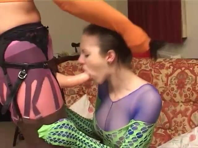 Homegrown Lesbian: Freaky English lesbos have strap on anal sex
