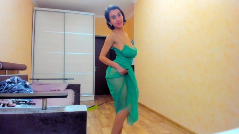 myla_angel: Thiên thần Myla nóng bỏng trong chiếc váy xanh trong...