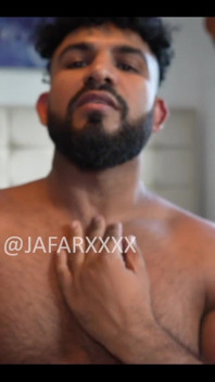 Sniff Them or Lick Them?